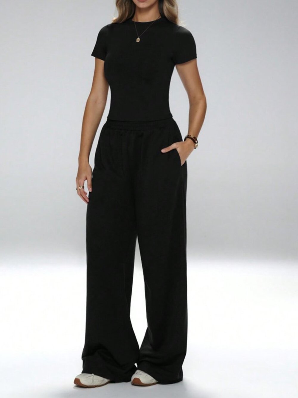 Black Casual Women's Slim Fit T-Shirt And Loose Pants Set